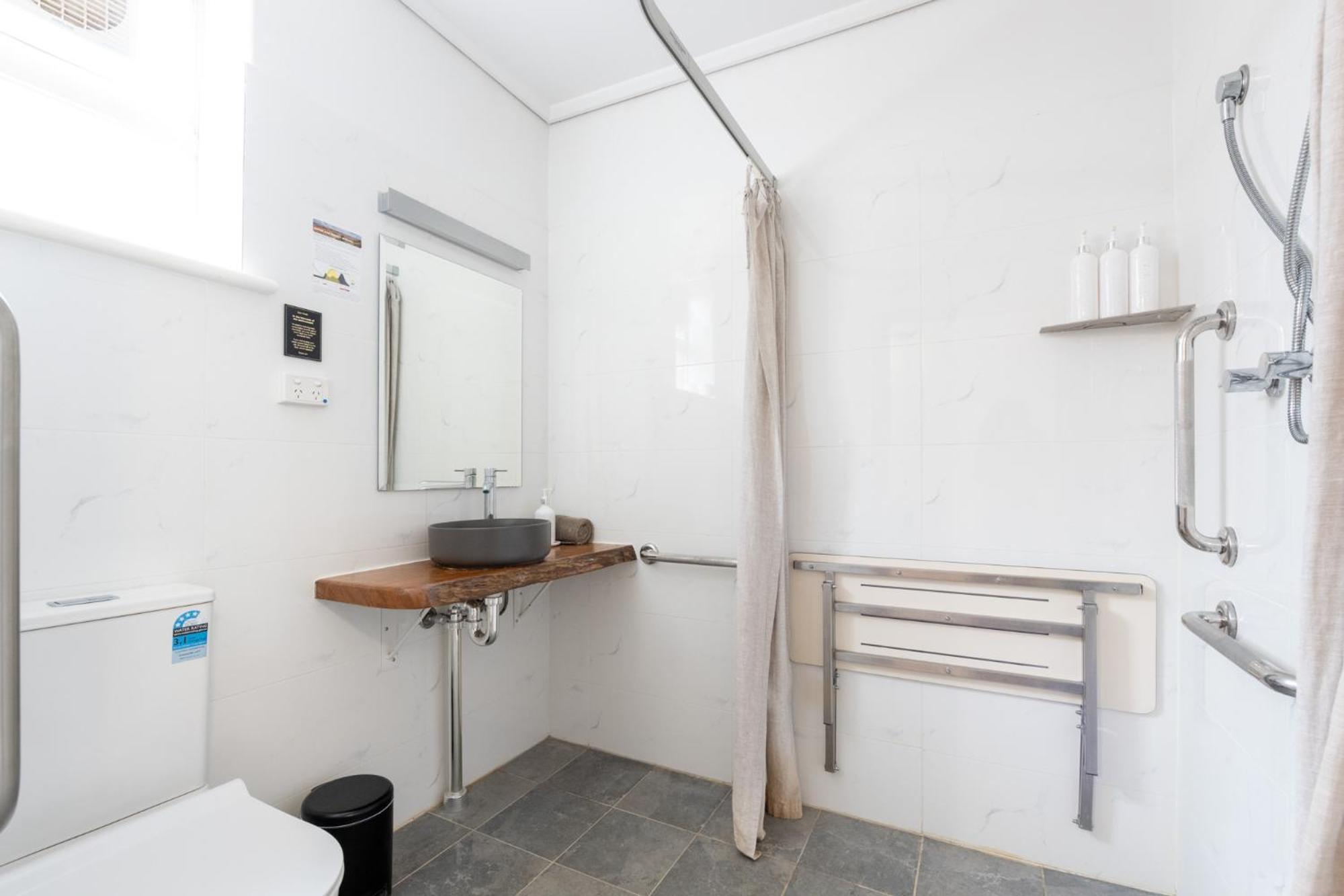 Arkaroola Wilderness Sanctuary Hotel Room photo